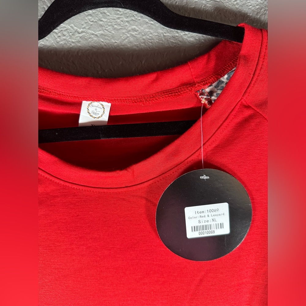 Sunshine and Rodeo Women’s Long Cut Sleeves with Cheetah Top